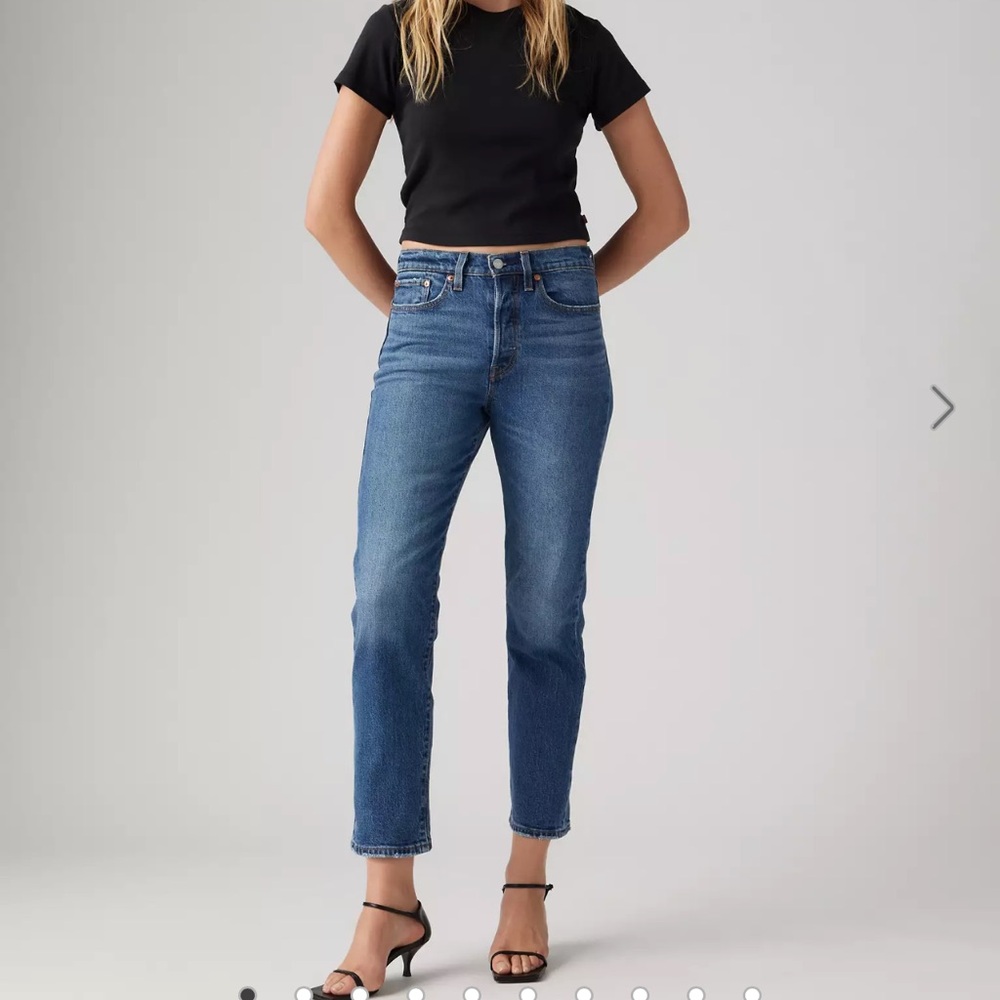 Levi's Women's Classic Blue Straight Leg Jeans